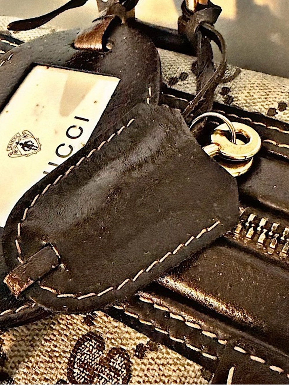 Authentic Gucci Vintage Doctor Style Travel Bag - Picture 5 of 7